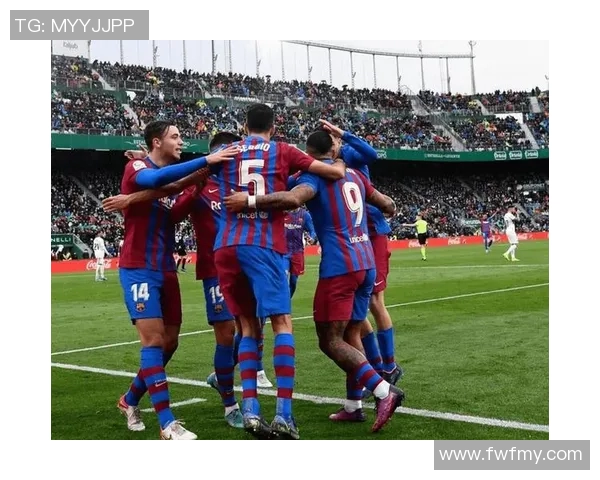 西甲最新战报巴萨逆转胜利登顶马竞六连胜强势跻身前三